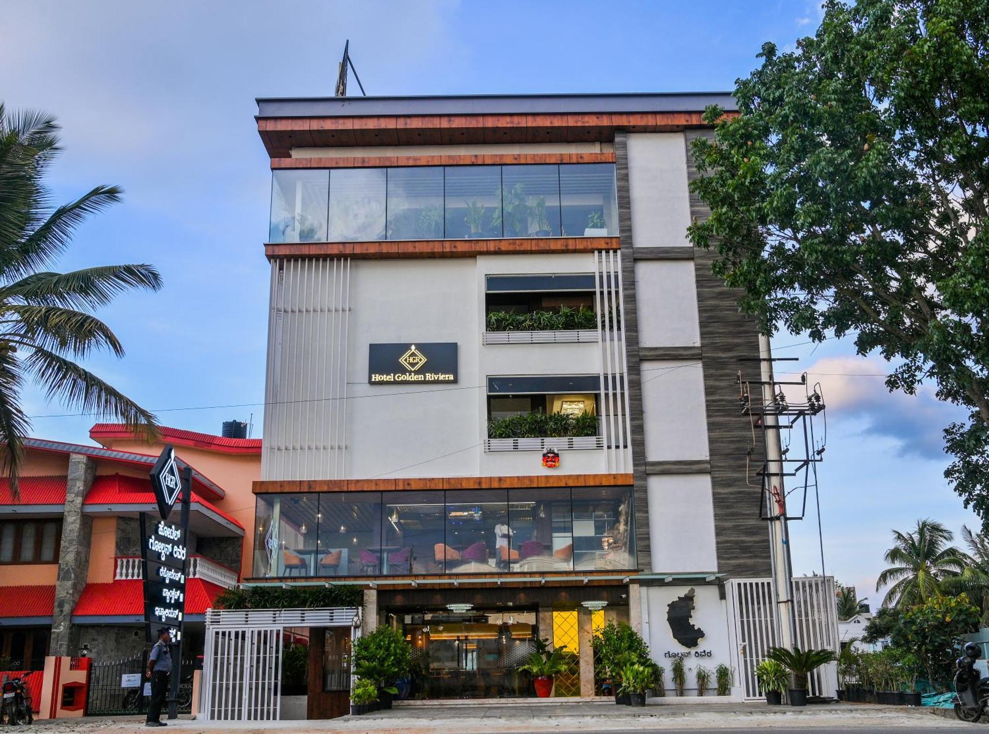 Hotel Golden Riviera 迈索尔 外观 照片
