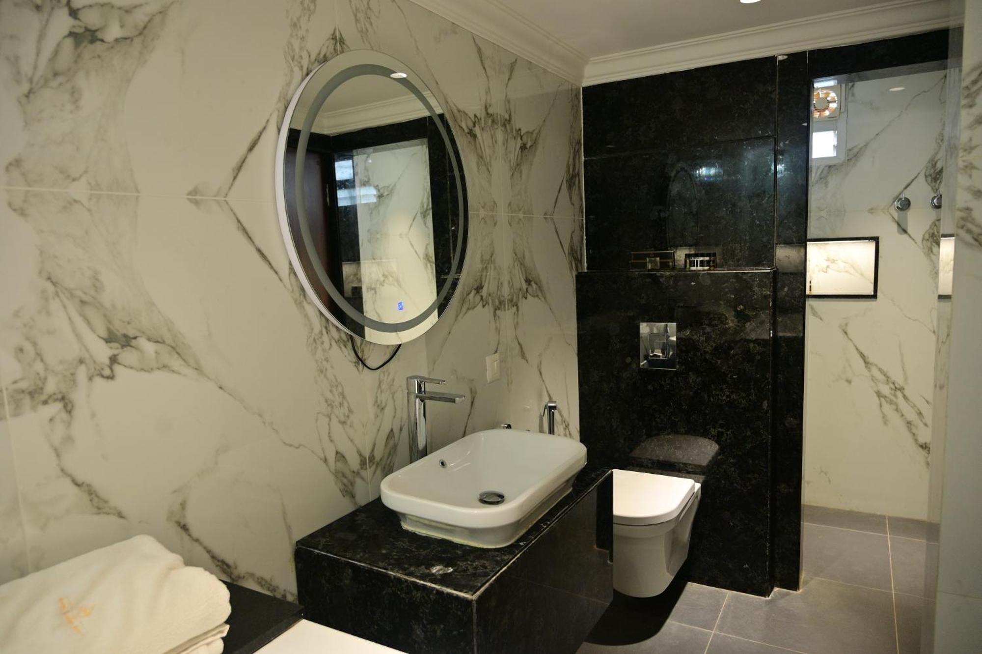 Hotel Golden Riviera 迈索尔 客房 照片